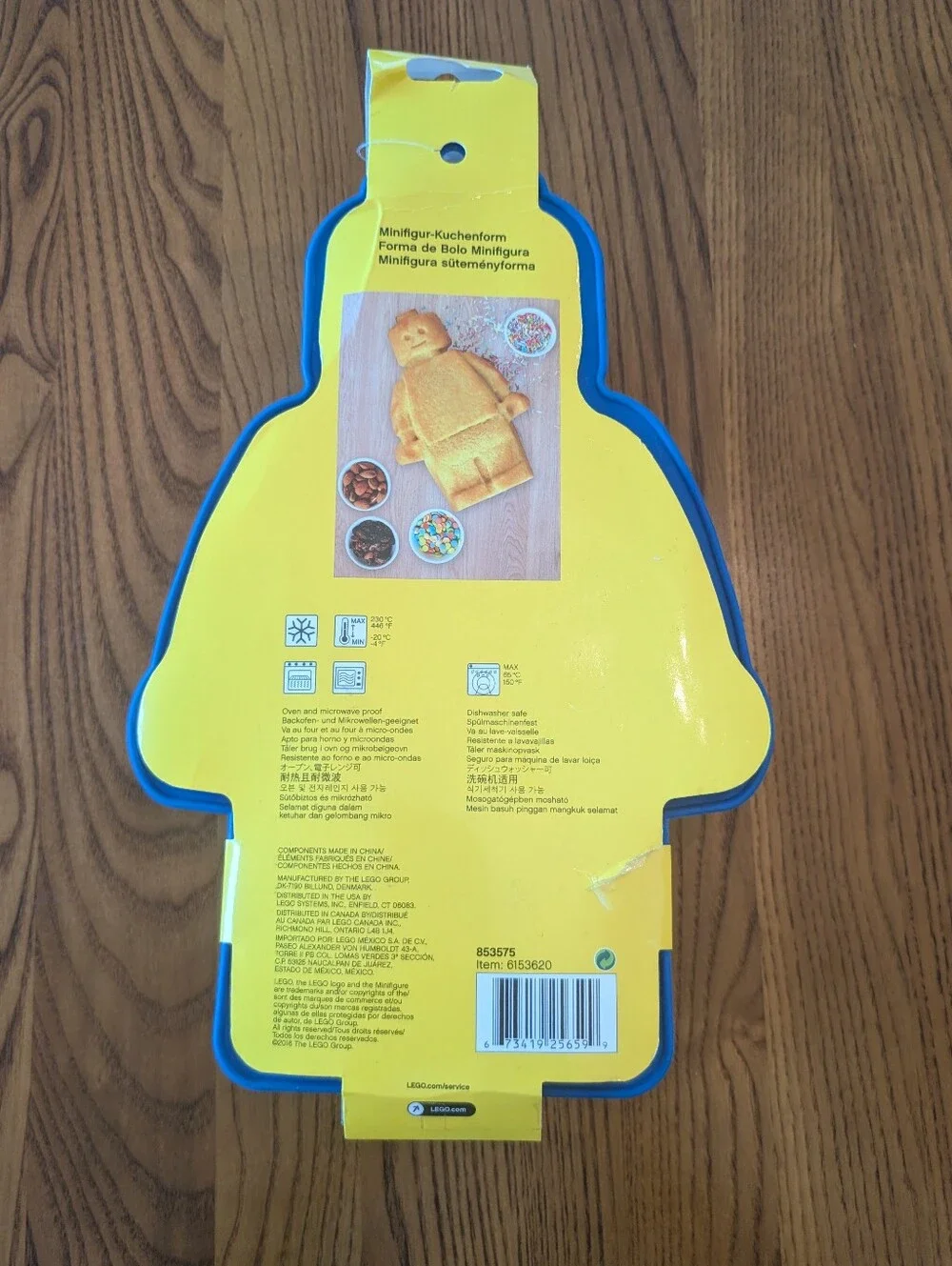 Lego Blue Minifigure Cake Mold - NEW
